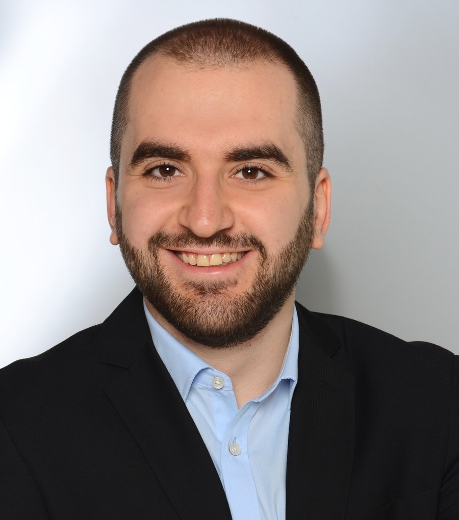 Mustafa Karakas, Gründer von karakas-analytics